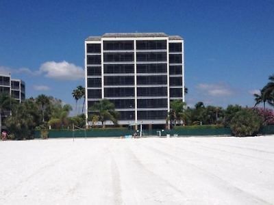 Hilton Grand Vacations Seawacht On The Bay Resort Fort Myers Beach Exterior photo