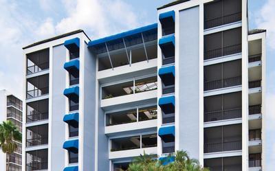 Hilton Grand Vacations Seawacht On The Bay Resort Fort Myers Beach Exterior photo