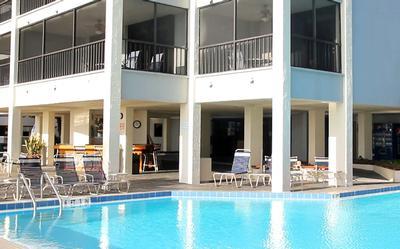 Hilton Grand Vacations Seawacht On The Bay Resort Fort Myers Beach Exterior photo